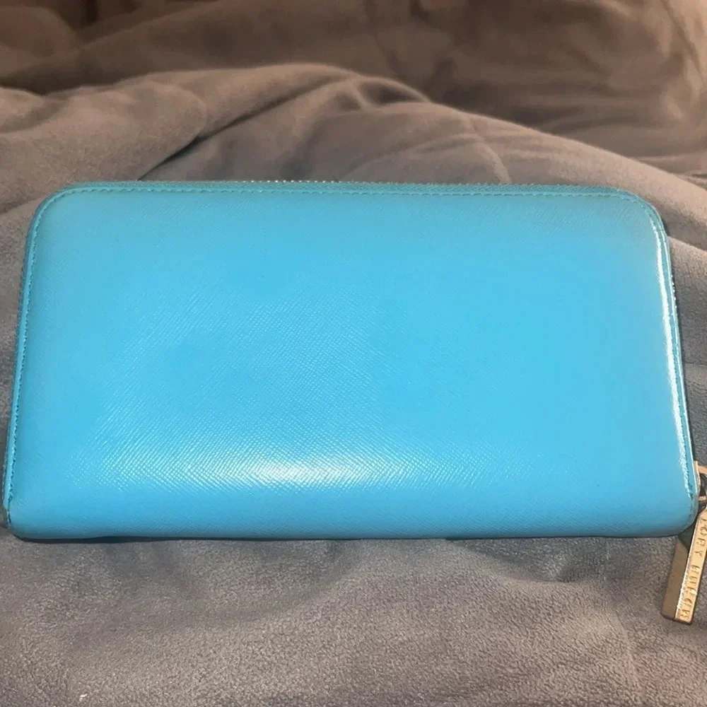 Tory Burch Zip Around Wallet